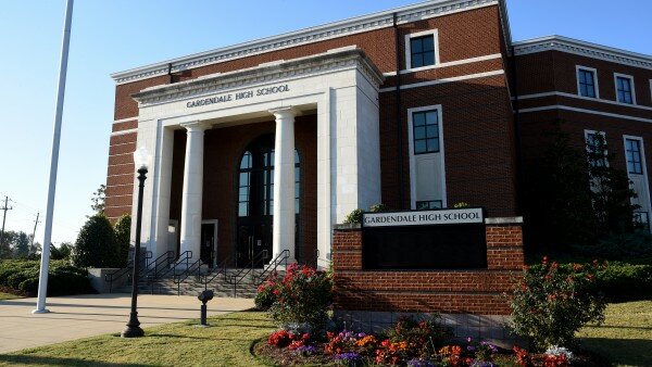 A federal judge is deciding whether Gardendale High School and other schools in the city can pull out of the Jefferson County School System to become part of an independent city school district. Credit: Mark Almond.